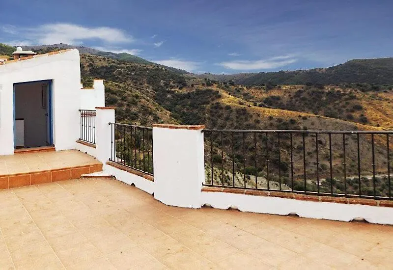 Country house Posada Puente Romano Sedella Spain